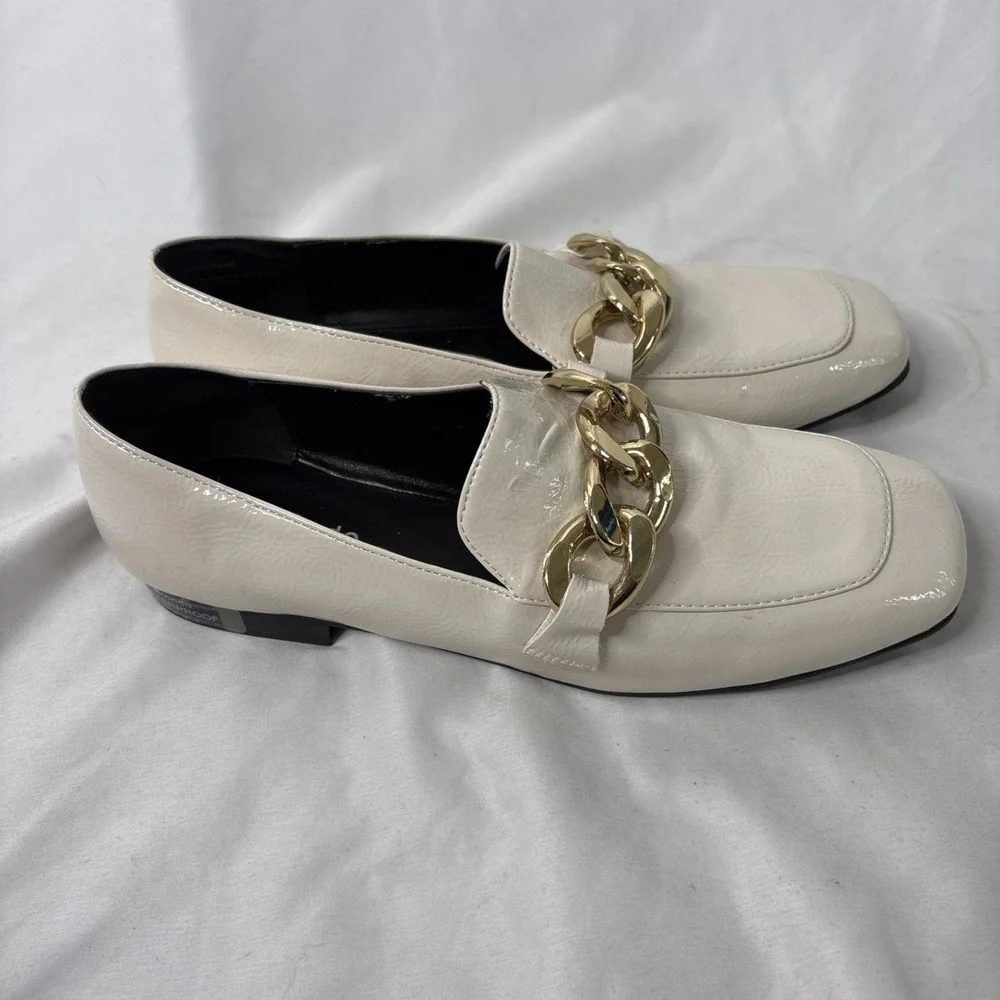 Blondo Sonny B3606 Slip On Bone Size 8M Women's Shiny Leather Waterproof Shoes‎
